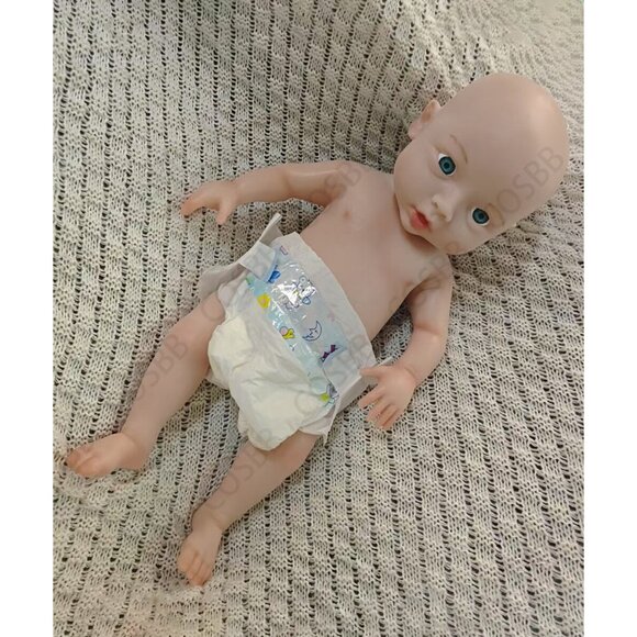 45cm Open Eyes Newborn 6.71lbs Full Body Silicone Reborn Baby Girl Dolls - Picture 14 of 15